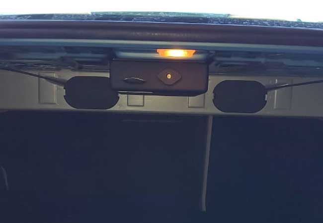 P-H 180D installed in a Mercedes